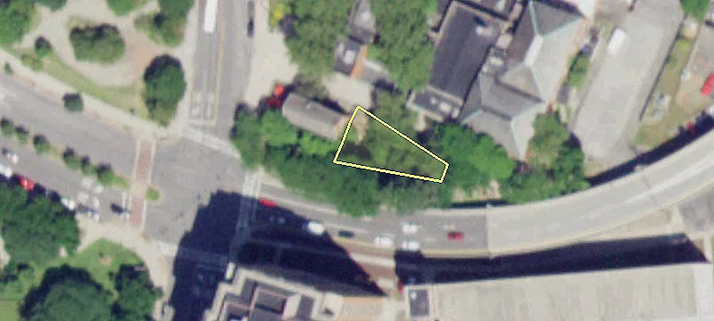 1 Quackenbush Sq