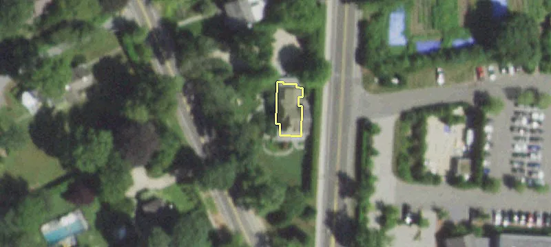 39 Lumber Ln