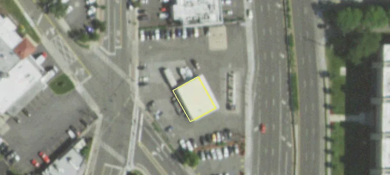 114 Broadhollow Rd