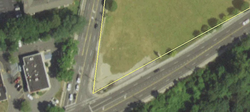 611 Montauk Hwy