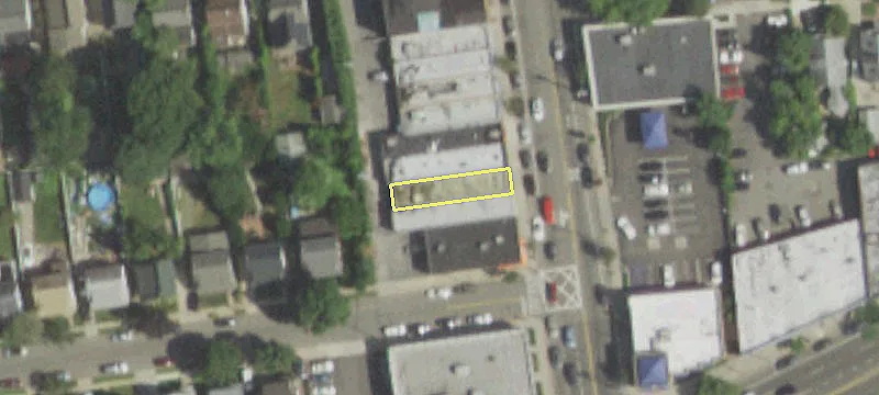 475 Willis Ave