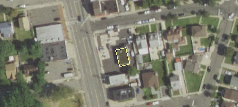 848 Willis Ave