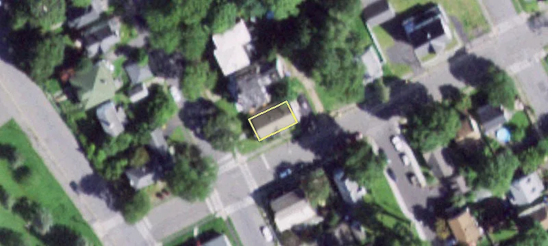 54 Fair St