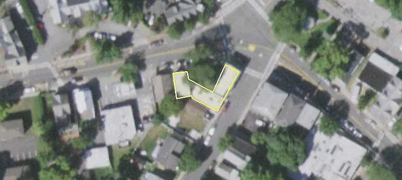 255 Hudson St