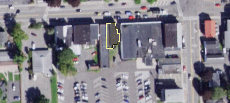 13 Main St