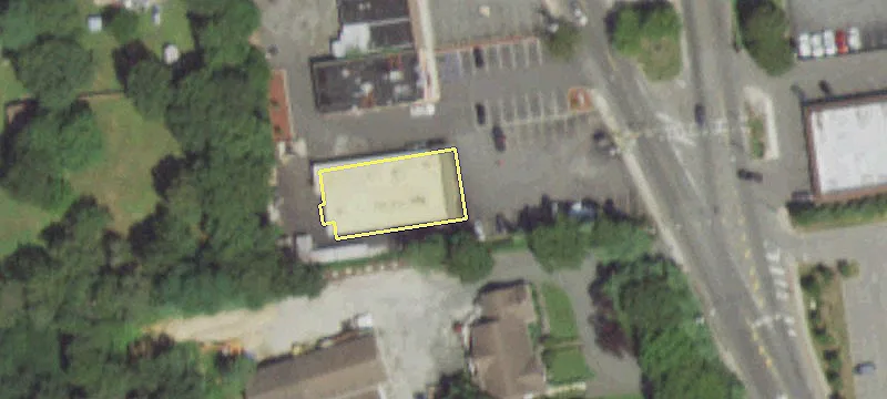 16 Lowell Ave