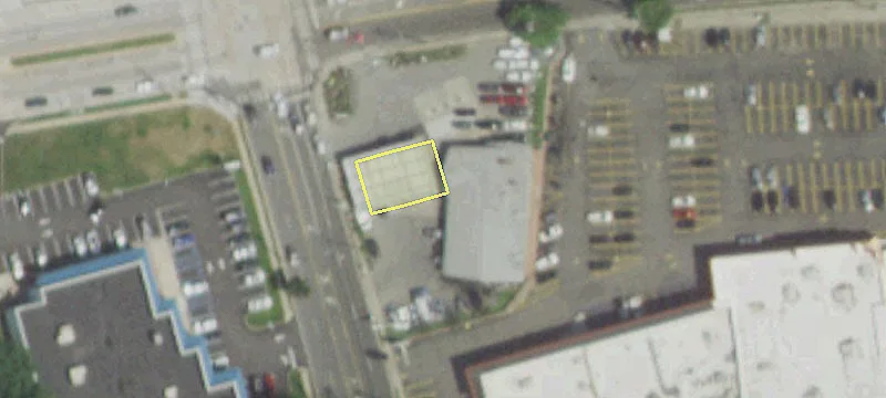 2050 New Hyde Park Rd