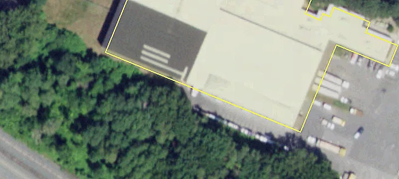 36 Railroad Ave