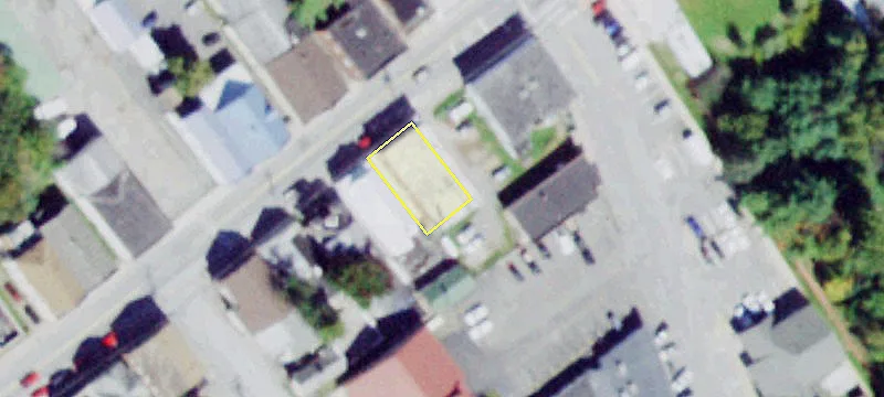5214 Main St