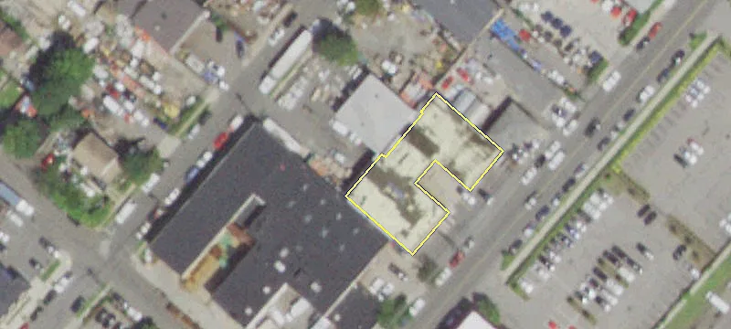 523 Waverly Ave