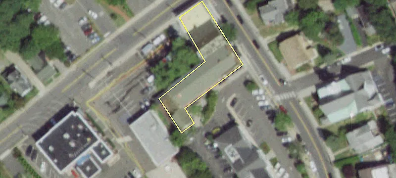 412 Main St