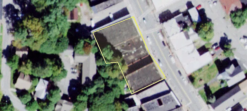 40-44 Main St