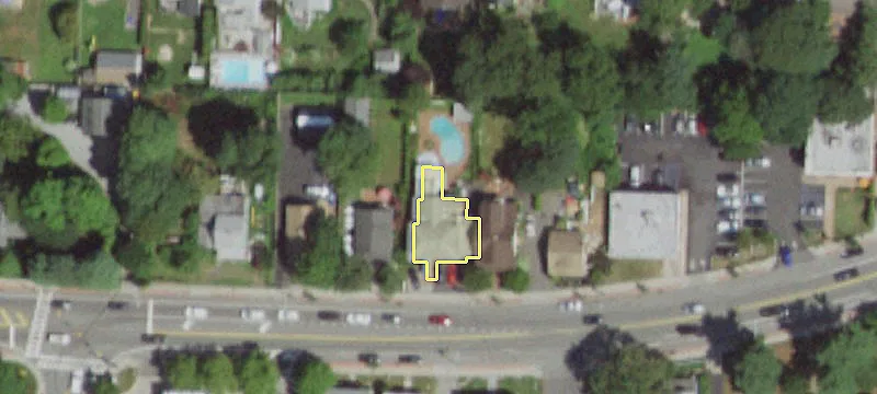 135 Pulaski Rd