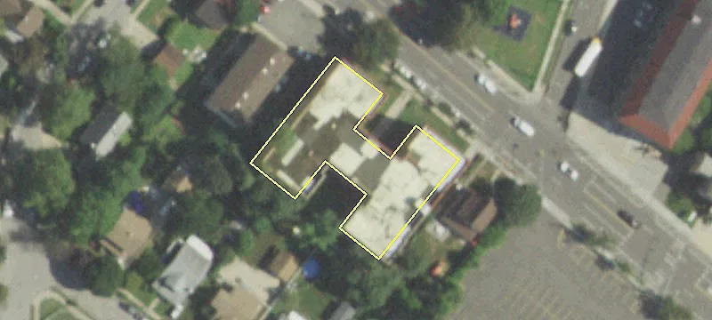 700 Merrick Rd