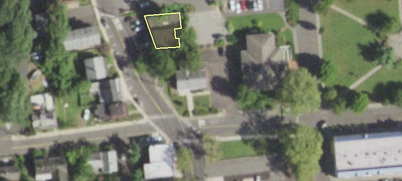 527 Piermont Ave
