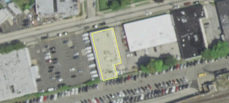 64 Commercial St