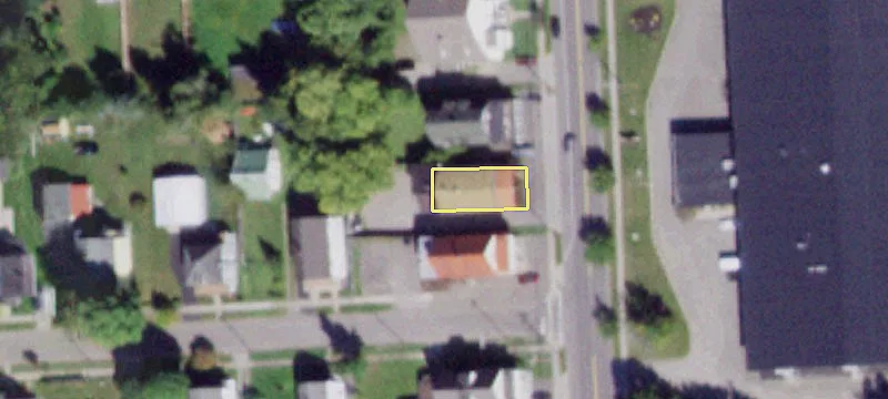 206 Main St
