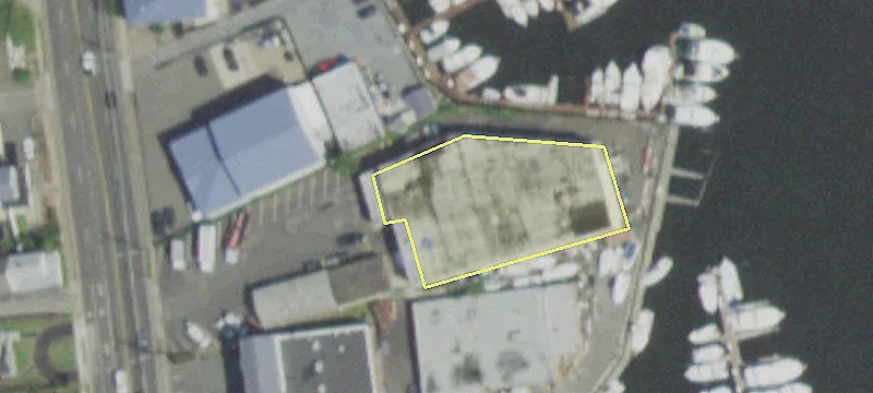 371 Main St