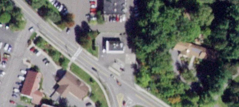 910 Hanshaw Rd