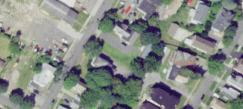 909 Kellogg Ave