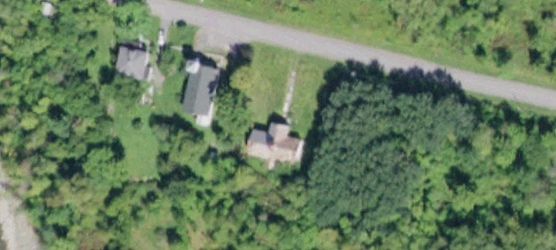 132 Lester Ln