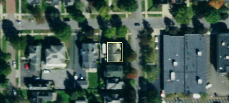 135 2nd St