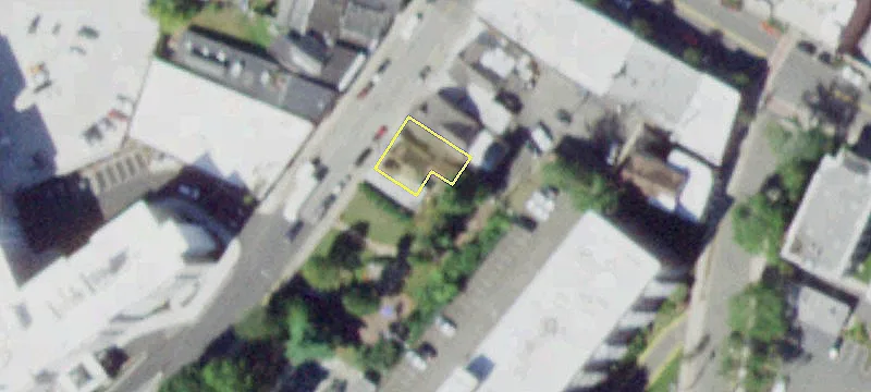 30 Chestnut St