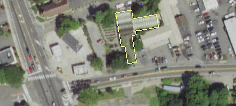 117 Hallock Ave