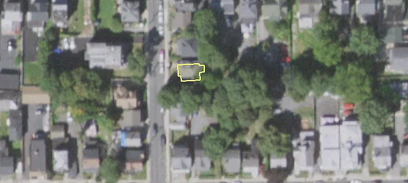 211 James St