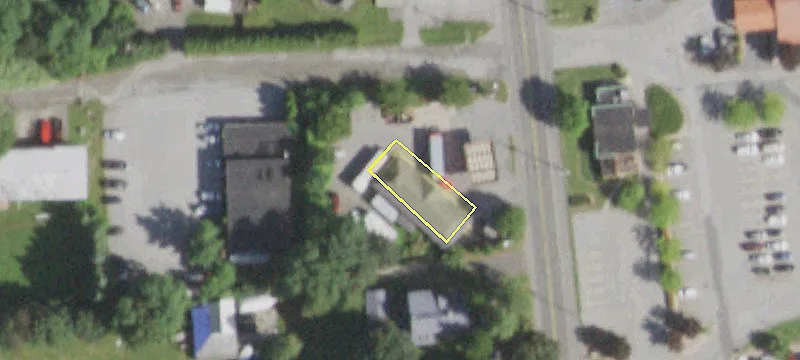 381 Violet Ave