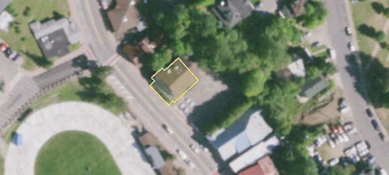2653 Main St