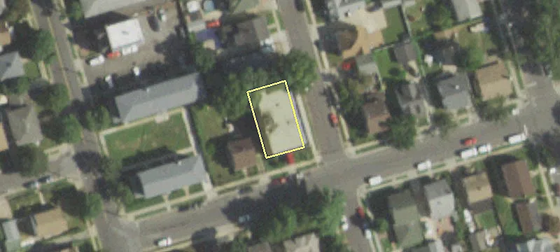 21 Lincoln Blvd