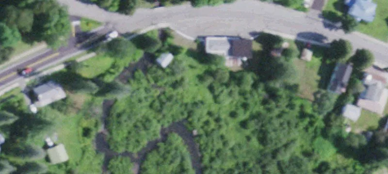 54 Riverside Dr