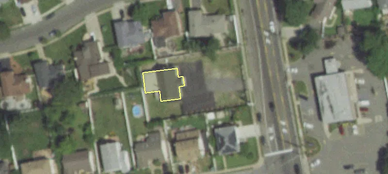 1170 Hicksville Rd