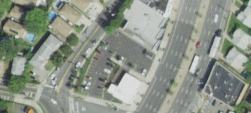 2220 Richmond Ave