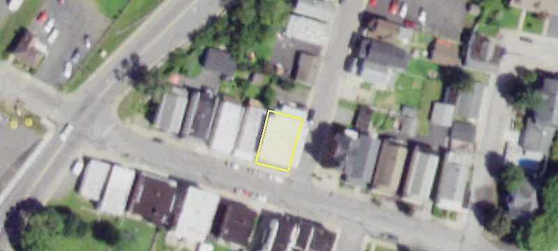 42-44 Saratoga Ave