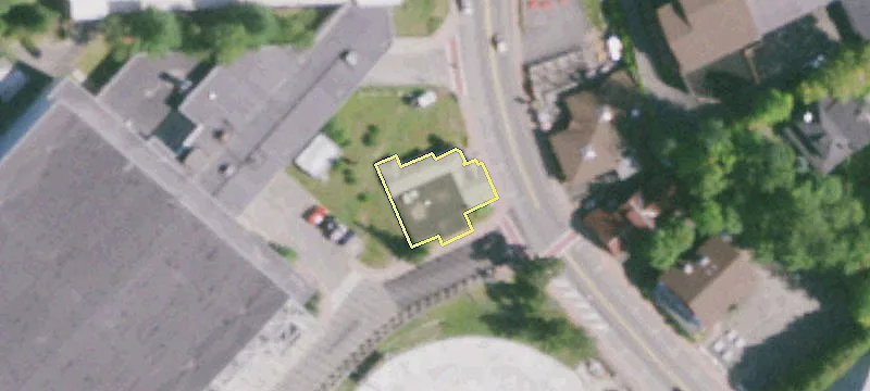 2640 Main St