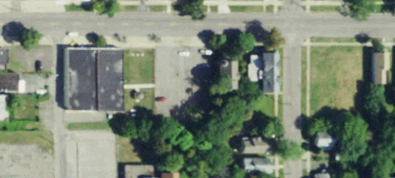 945 Niagara Ave