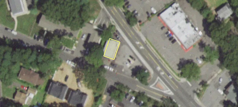 62 Smithtown Blvd