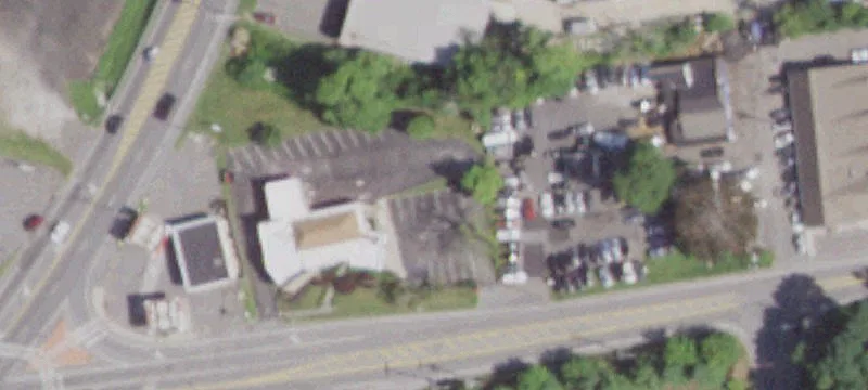 12 Tomahawk St