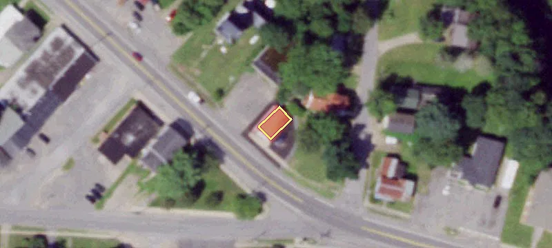 2958 Main St