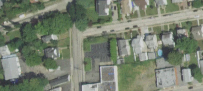 339 Bayview Ave