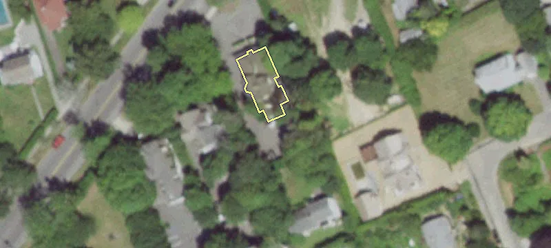 210 Hampton Rd