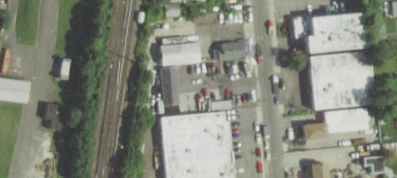 15 Midland Ave