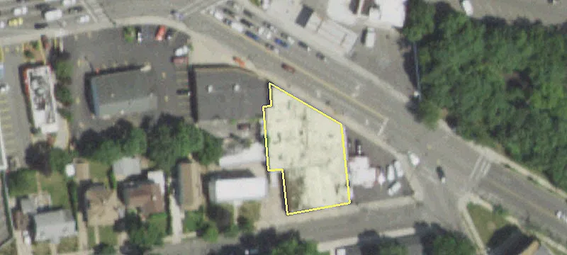 12 Tulip Ave