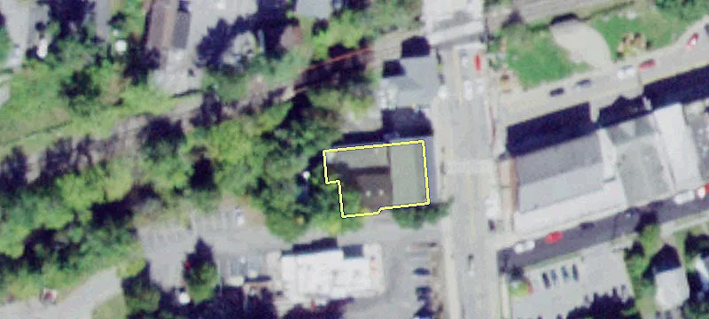 2 Oakland Ave