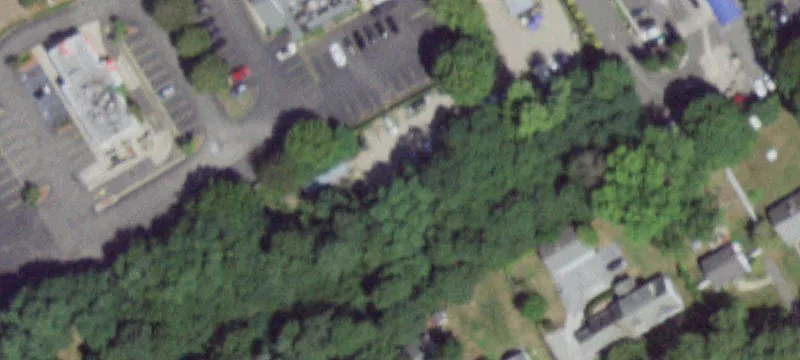 937 Old Country Rd