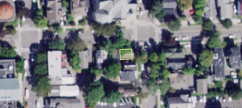 322 Aurora St