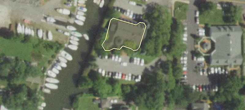 10 Islip Rd