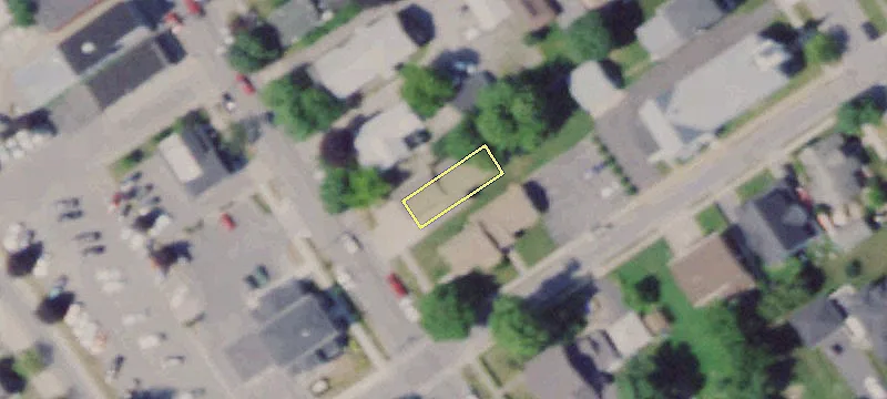 343 James St